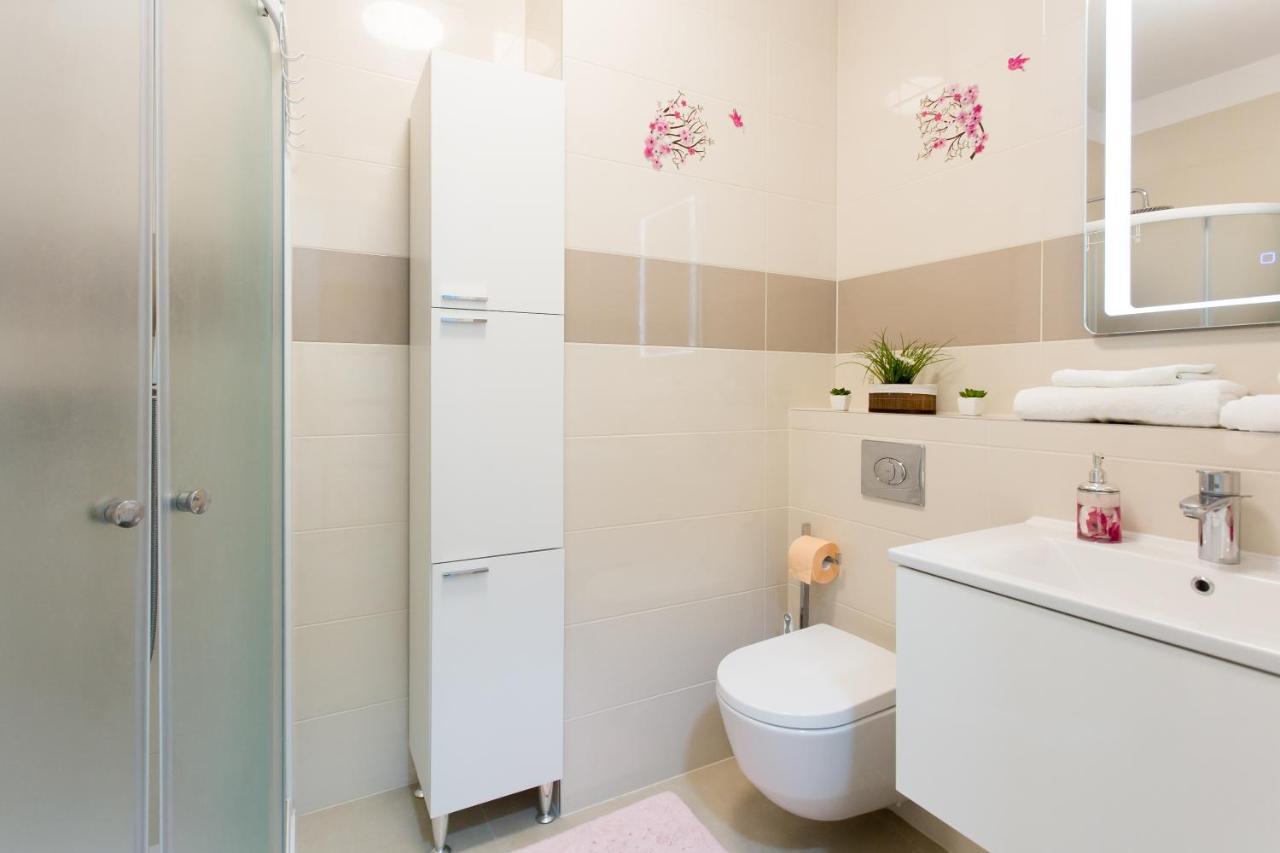 Iris Apartment Private Parking Сплит Экстерьер фото
