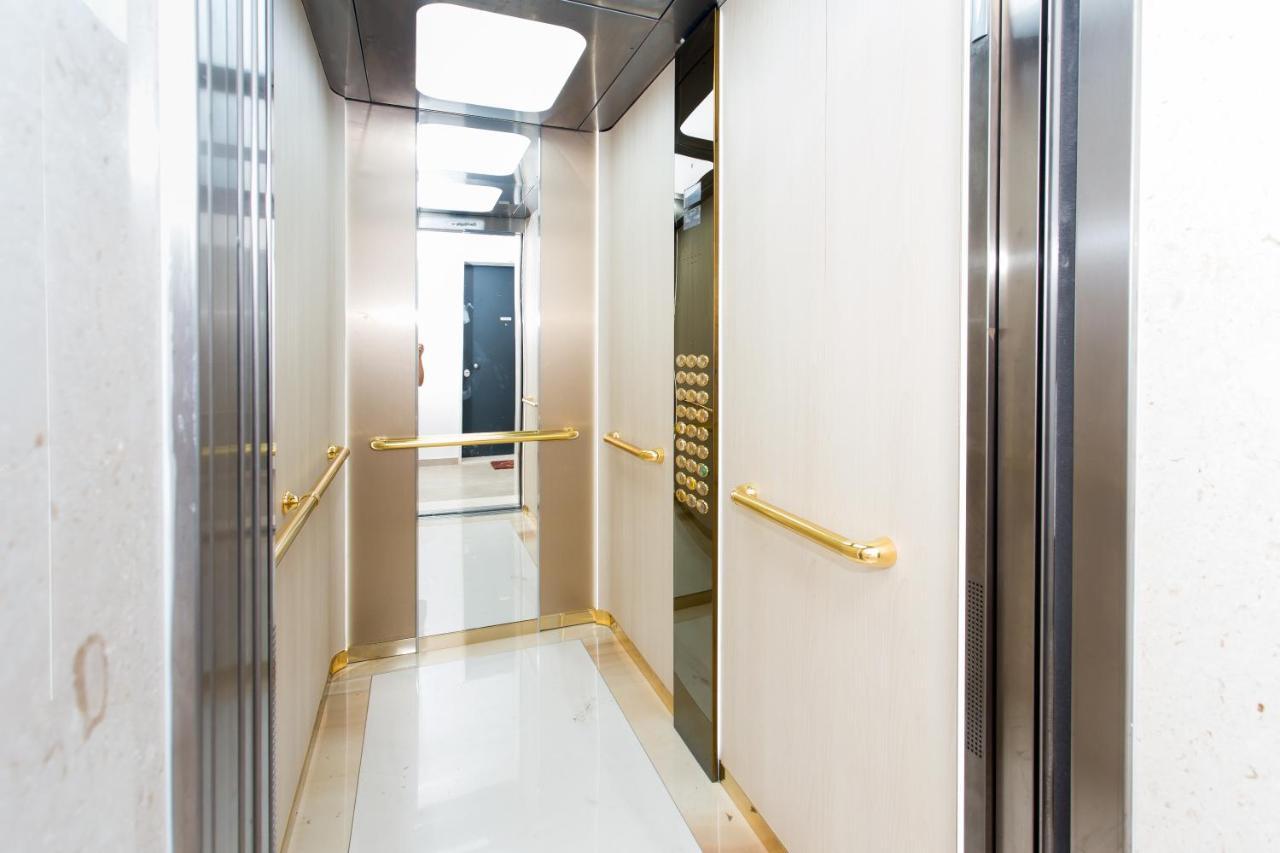 Iris Apartment Private Parking Сплит Экстерьер фото